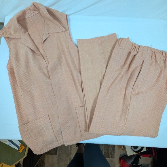 Vintage Outfits Bundle - Picture 4 of 6